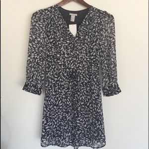 H&M’s Navy & White Printed Dress